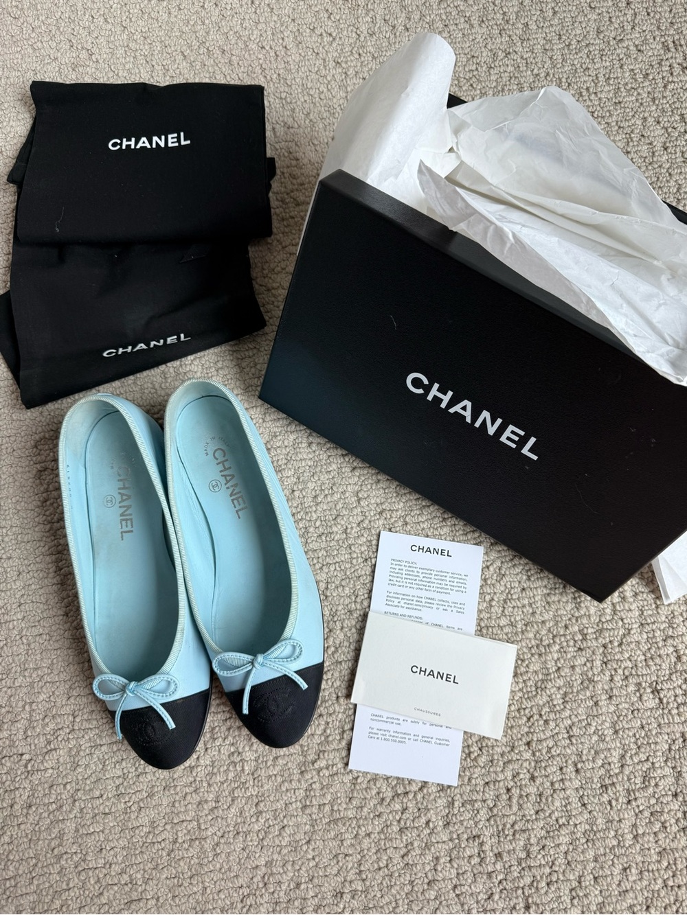 Chanel light blue and black leather ballet flats 39 1/2 - Picture 2 of 10